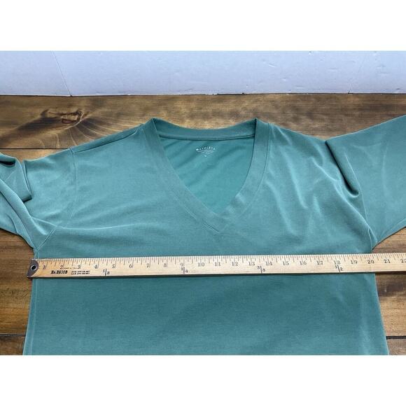 ATHLETA Seasoft Willow Green V-neck Sweatshirt Long Sleeve Soft Modal Medium - Picture 7 of 9